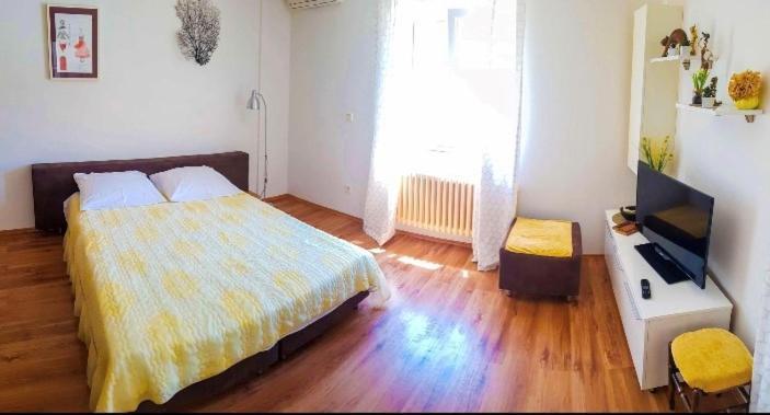 Apartmani Tina Jelsa  Dış mekan fotoğraf