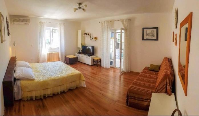 Apartmani Tina Jelsa  Dış mekan fotoğraf